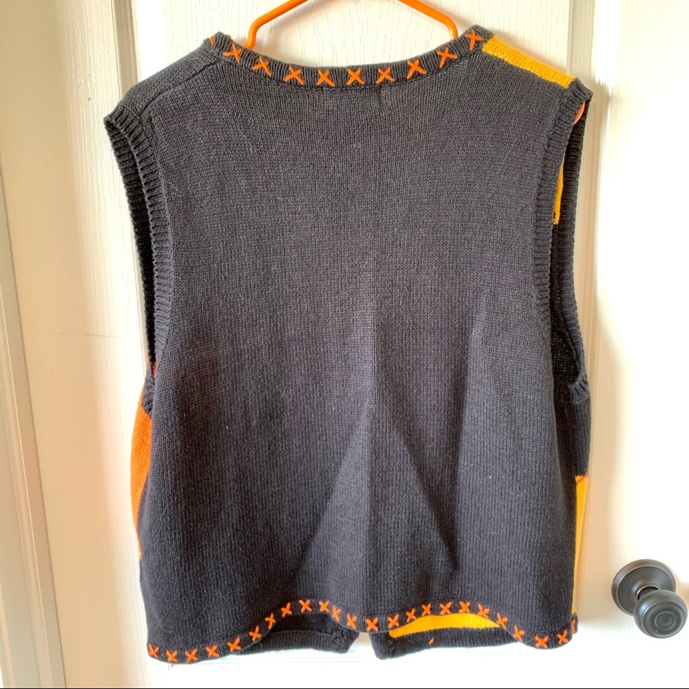 BASIC EDITIONS Embroidered Halloween Vest—SZ. L - Picture 10 of 16